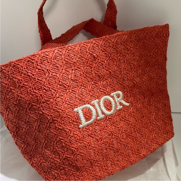 Dior beauty  gift Red Woven small Tote - Picture 5 of 10